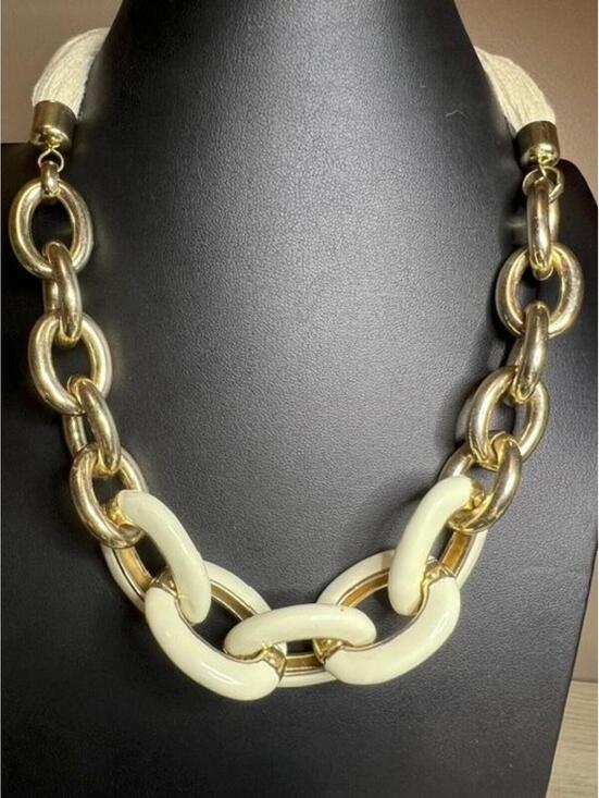 Lydell NYC Jewelry - B4703 Lydell NYC Chunky Chain Link Statement Necklace Gold Tone Cream Enamel 20"